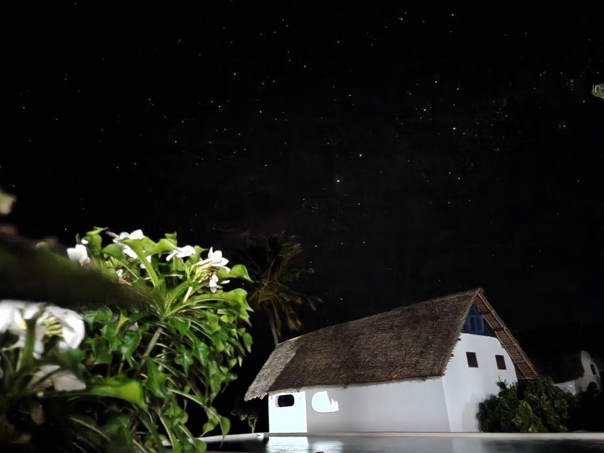 Almas Beach Boutique Hotel Makunduchi Exterior foto
