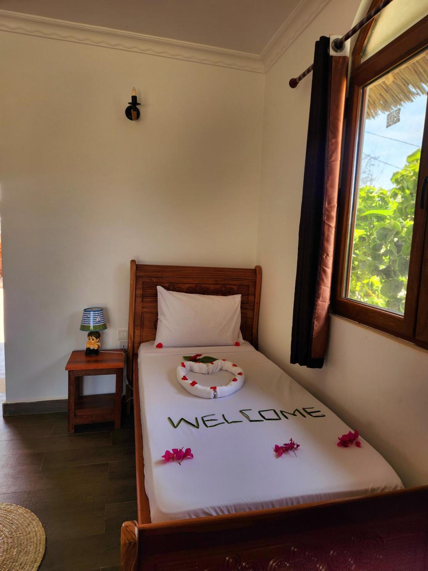Almas Beach Boutique Hotel Makunduchi Exterior foto