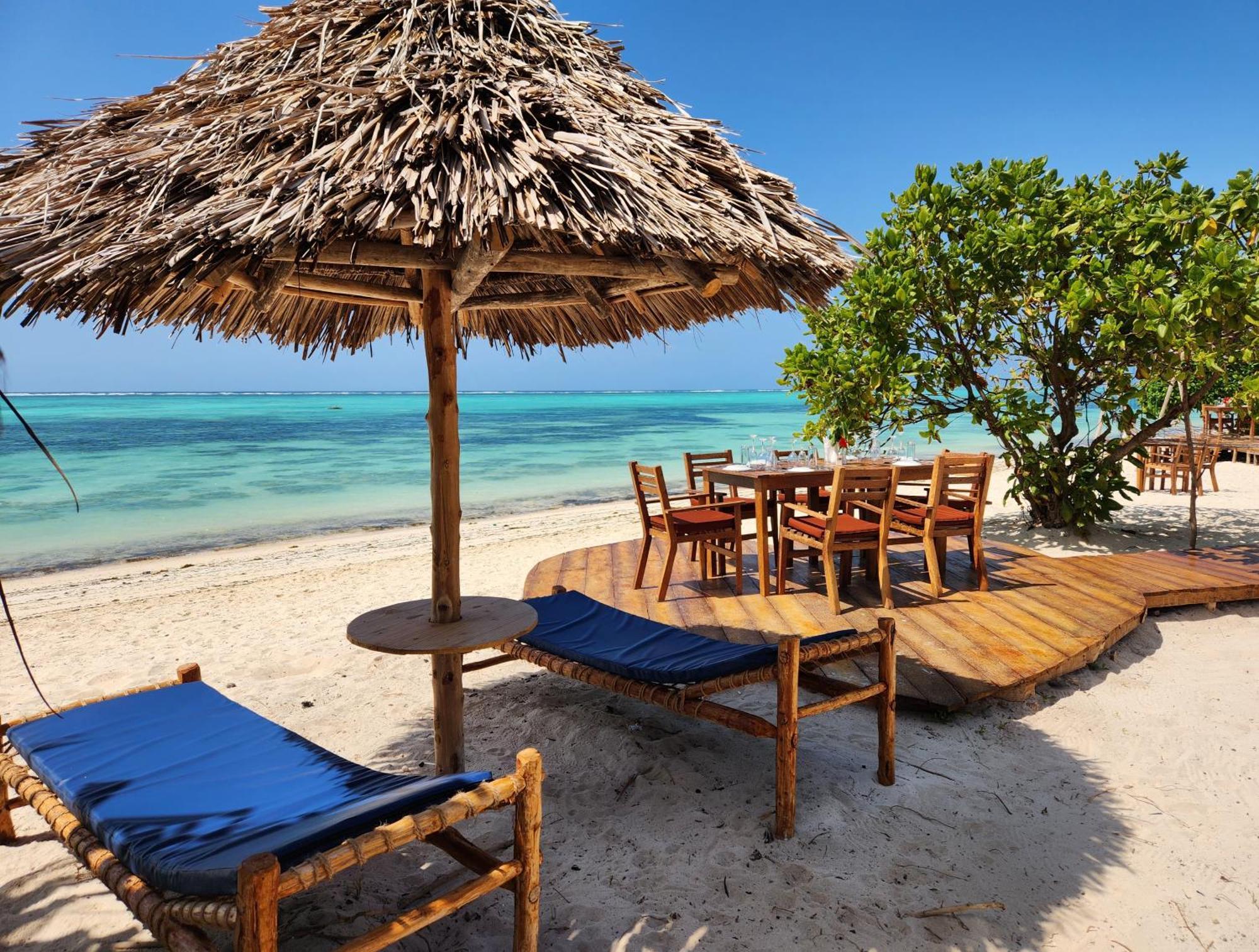 Almas Beach Boutique Hotel Makunduchi Exterior foto