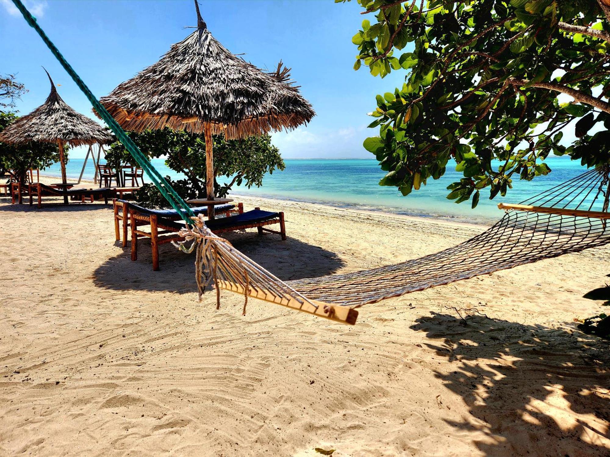 Almas Beach Boutique Hotel Makunduchi Exterior foto